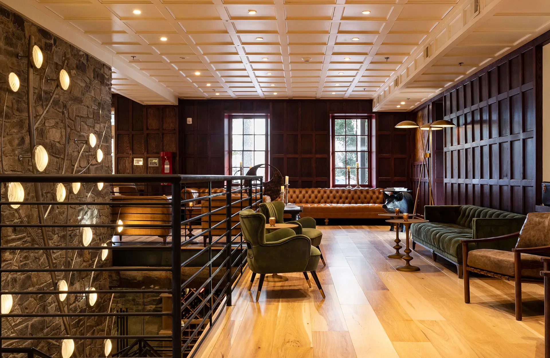 Logan Inn - Lobby Lounge